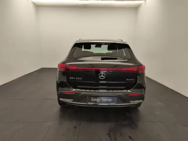 Mercedes-Benz EQA 300