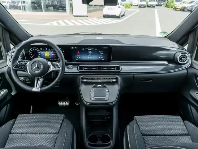 Mercedes-Benz V 250