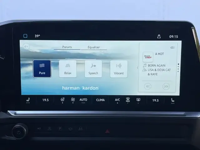 Volkswagen T7 Caravelle