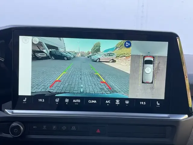 Volkswagen T7 Caravelle