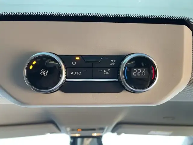 Volkswagen T7 Caravelle