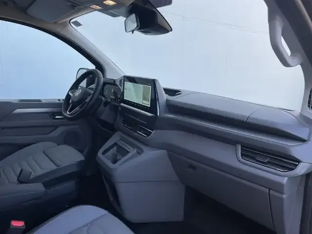 Volkswagen T7 Caravelle