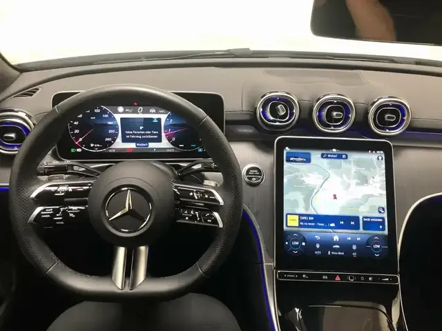 Mercedes-Benz CLE 200
