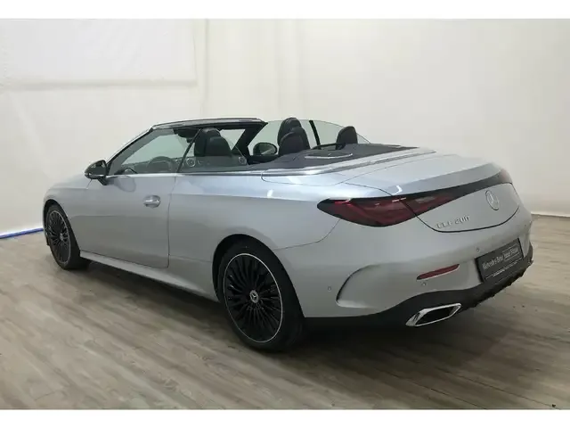Mercedes-Benz CLE 200
