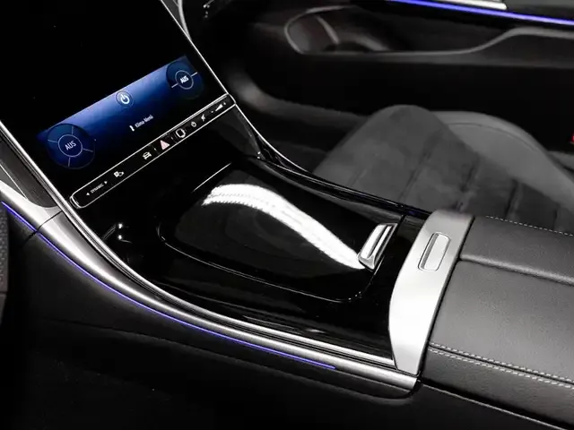 Mercedes-Benz CLE 200