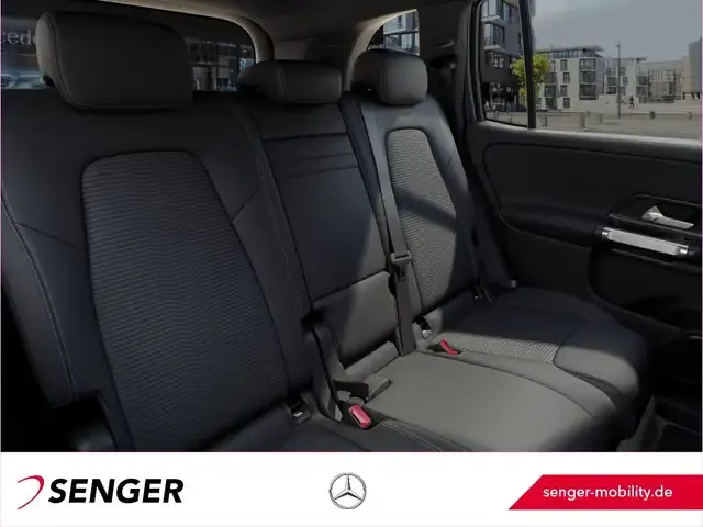 Mercedes-Benz EQB 300