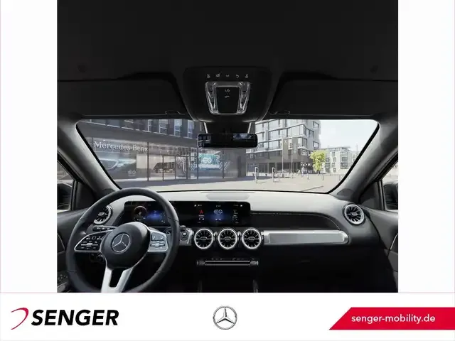 Mercedes-Benz EQB 300