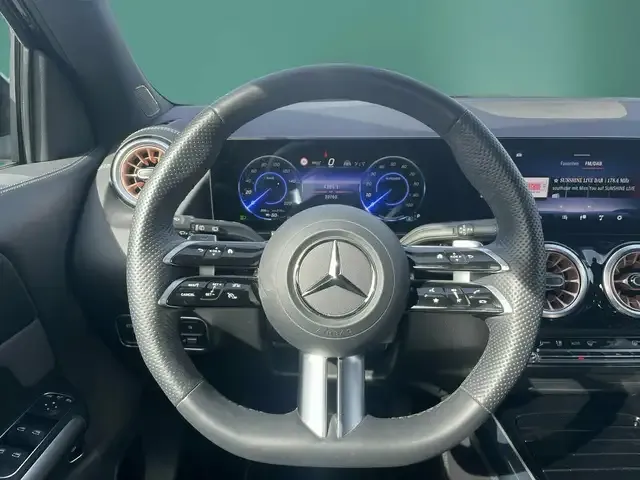 Mercedes-Benz EQA 350