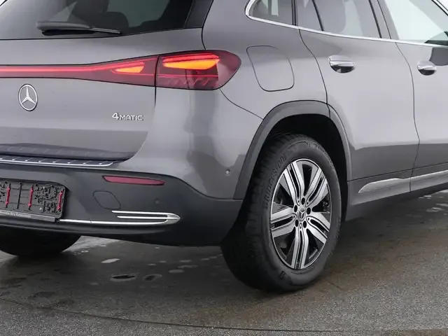 Mercedes-Benz EQA 300
