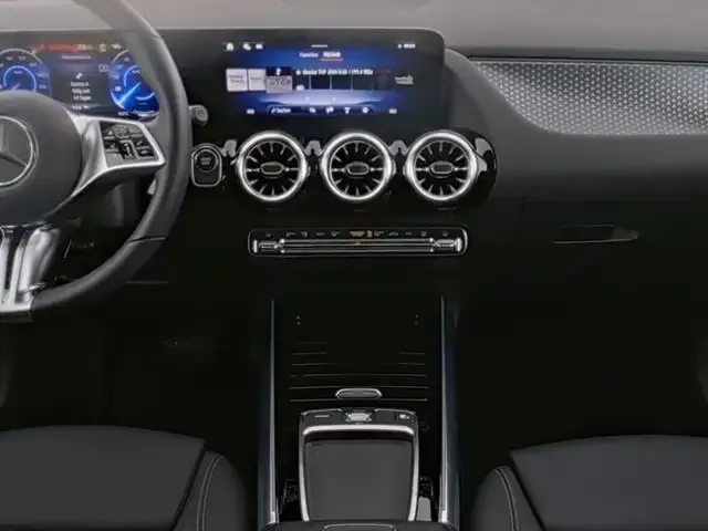 Mercedes-Benz EQA 300