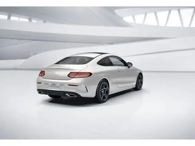 Mercedes-Benz C 400