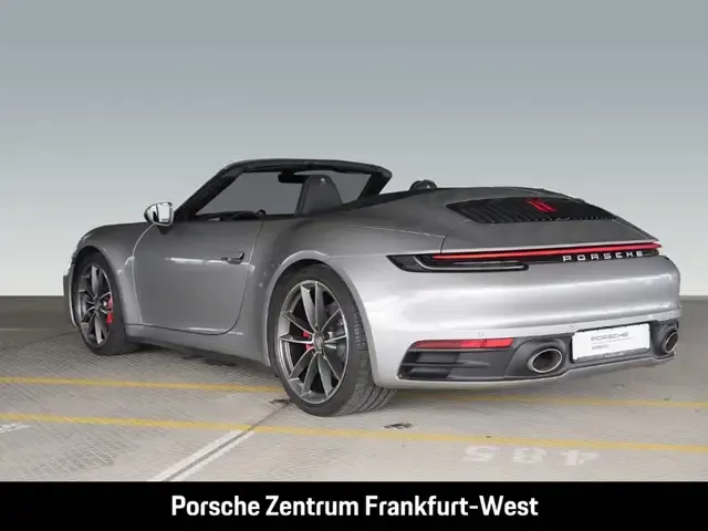 Porsche 992