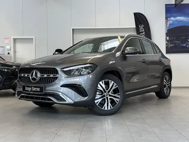 Mercedes-Benz GLA 180