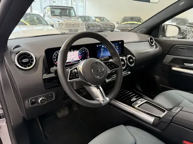 Mercedes-Benz GLA 180