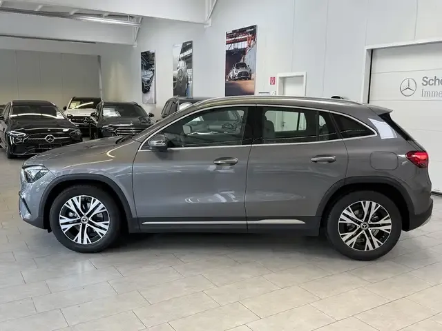 Mercedes-Benz GLA 180