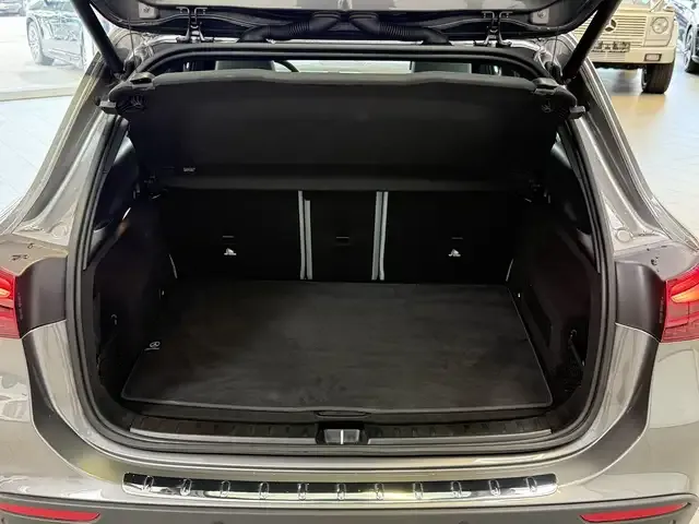 Mercedes-Benz GLA 180