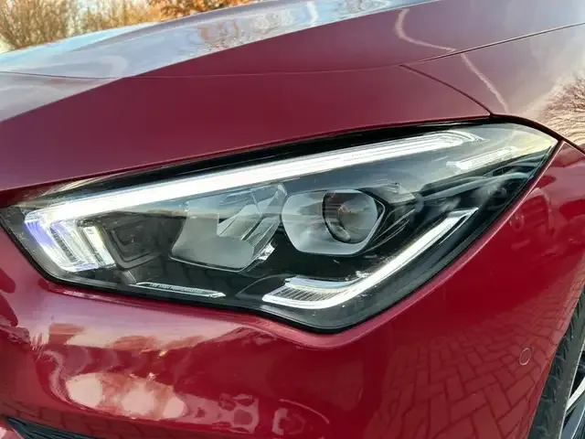 Mercedes-Benz CLA 250