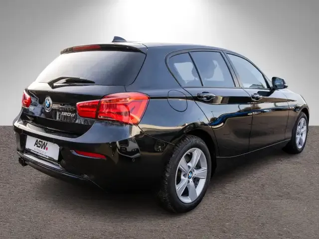 BMW 120