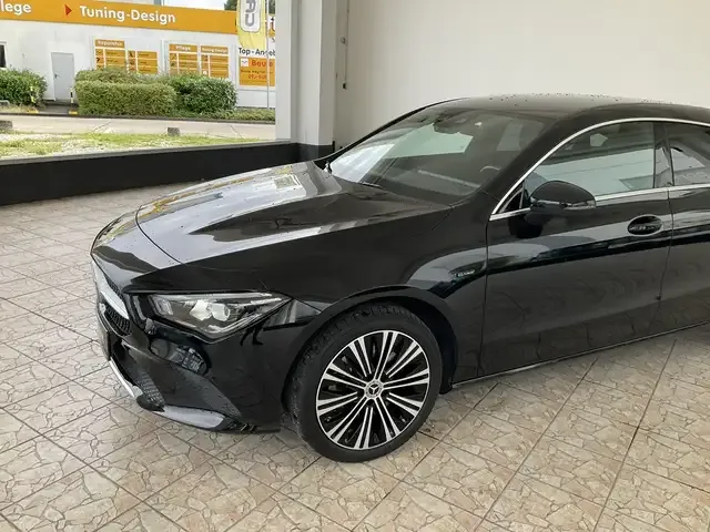 Mercedes-Benz CLA 250