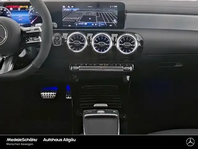 Mercedes-Benz A 35 AMG