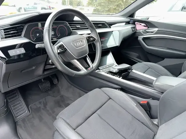 Audi e-tron