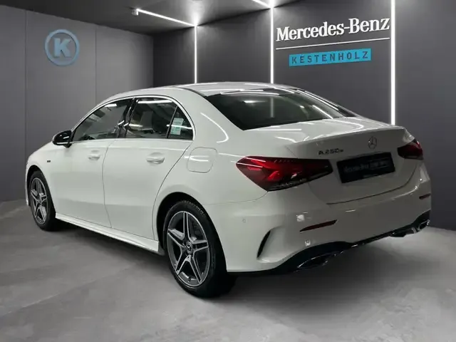 Mercedes-Benz A 250