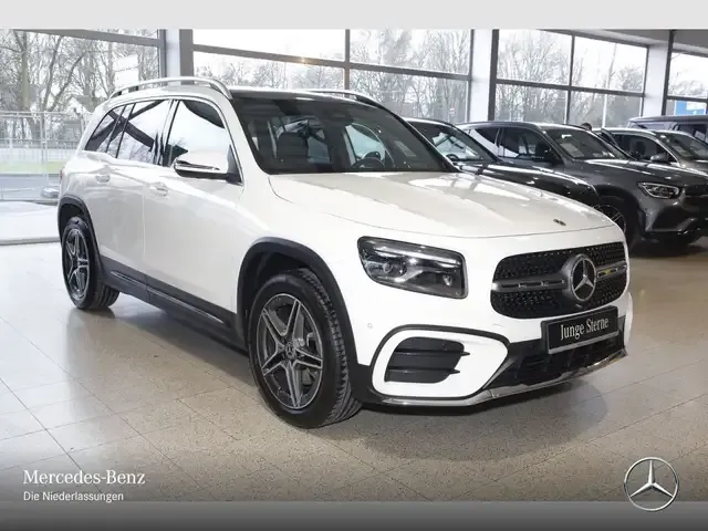 Mercedes-Benz GLB 200