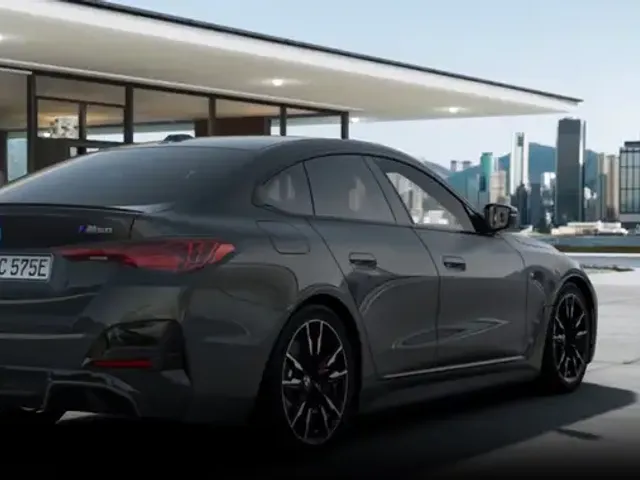 BMW i4