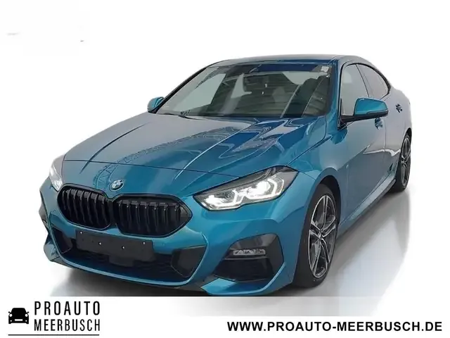 BMW 218