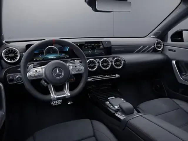 Mercedes-Benz CLA 45 AMG