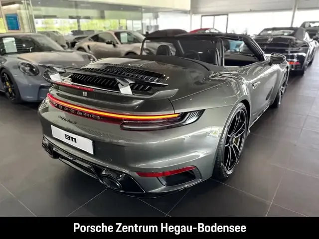 Porsche 992