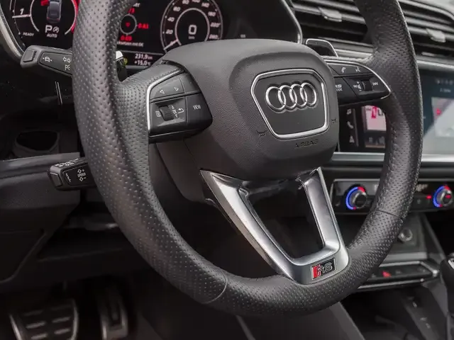 Audi RS Q3