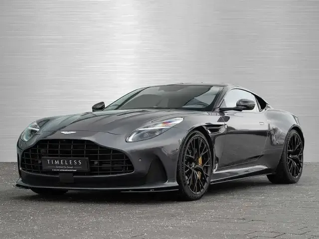 Aston Martin DB12