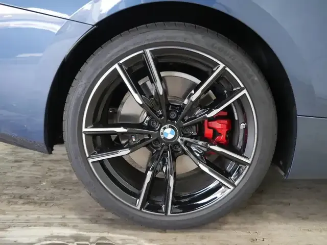 BMW 440