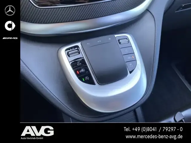 Mercedes-Benz V 250