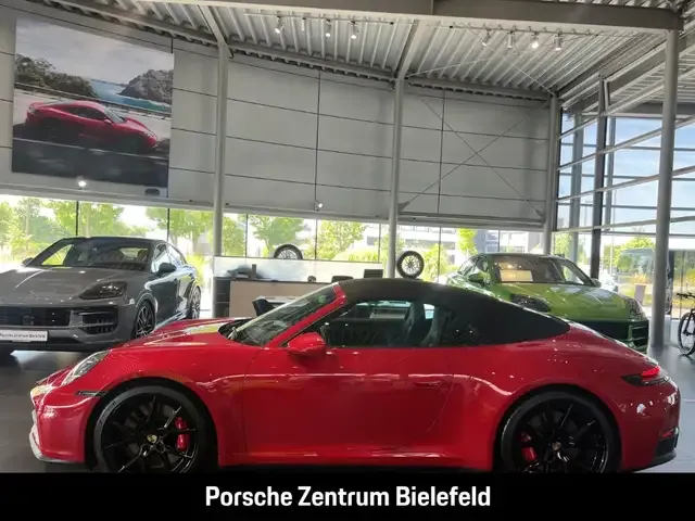 Porsche 992