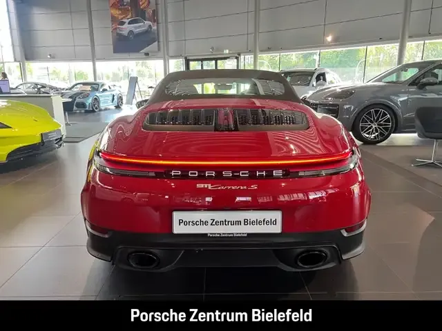 Porsche 992