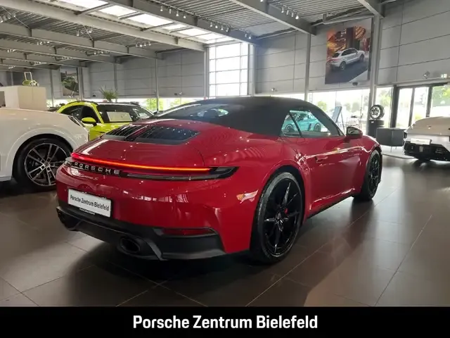 Porsche 992