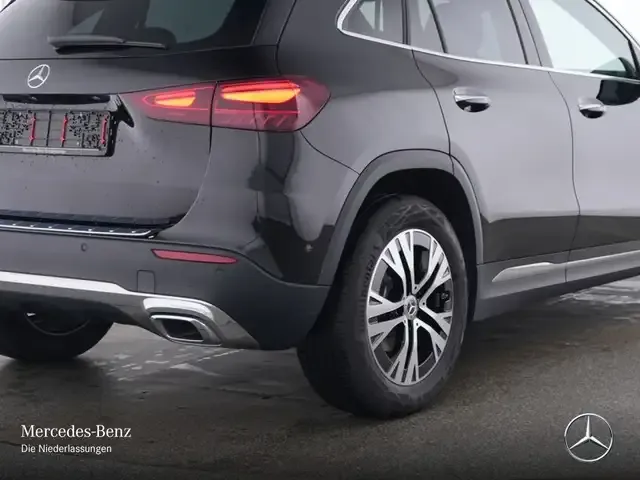Mercedes-Benz GLA 180