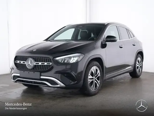 Mercedes-Benz GLA 180