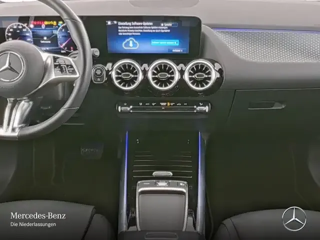 Mercedes-Benz GLA 180