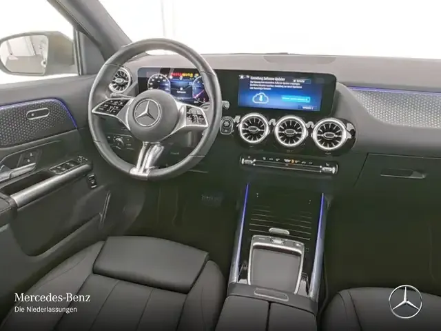 Mercedes-Benz GLA 180