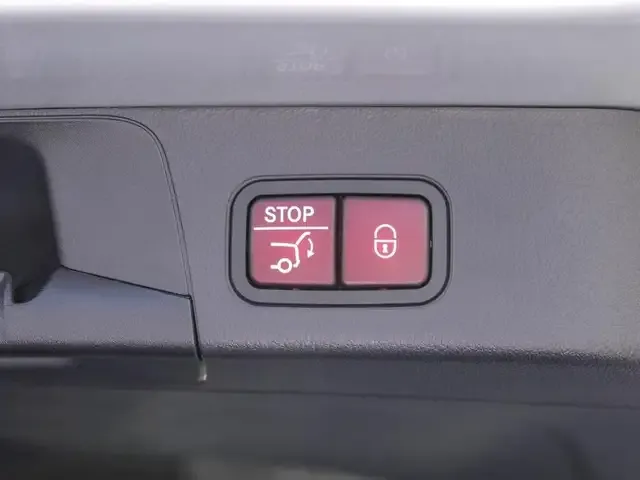 Mercedes-Benz EQB 300