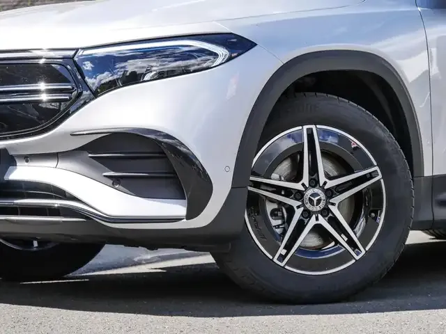 Mercedes-Benz EQB 300