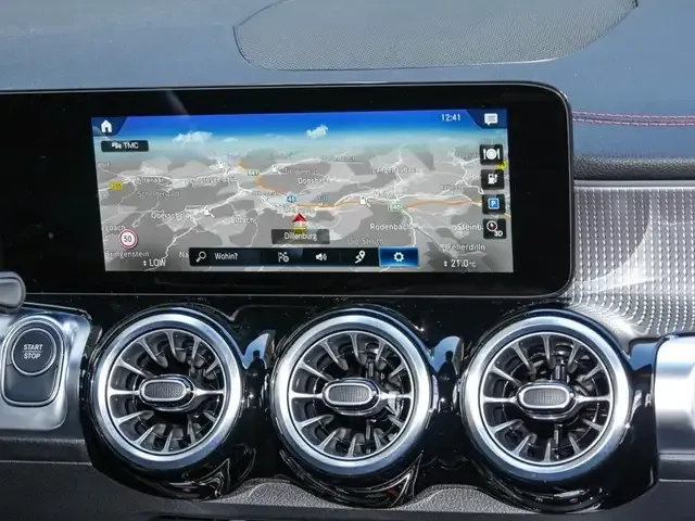 Mercedes-Benz EQB 300