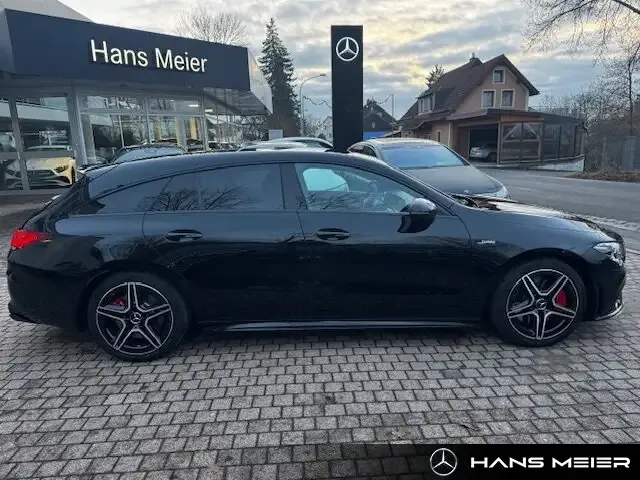 Mercedes-Benz CLA 35 AMG