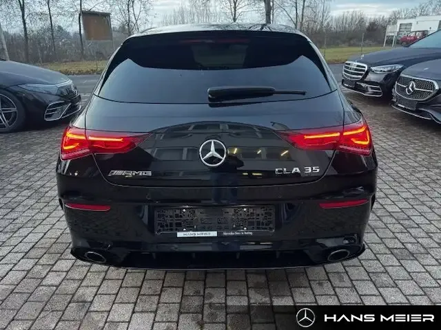 Mercedes-Benz CLA 35 AMG