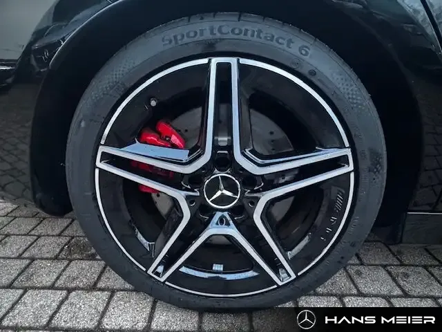 Mercedes-Benz CLA 35 AMG