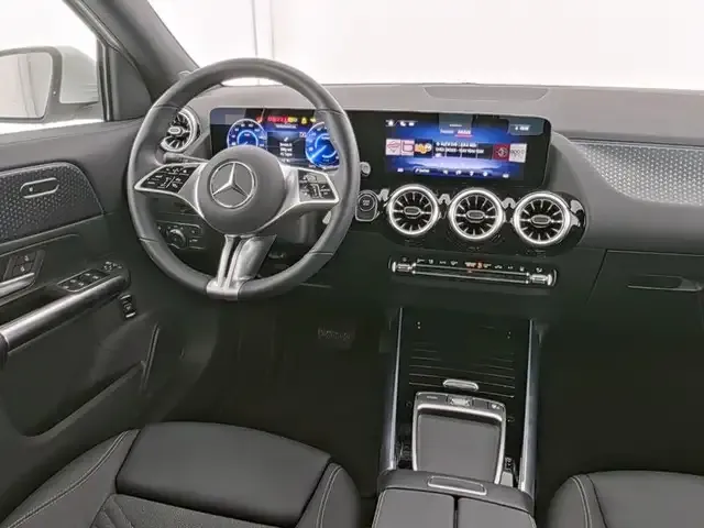 Mercedes-Benz EQA 300