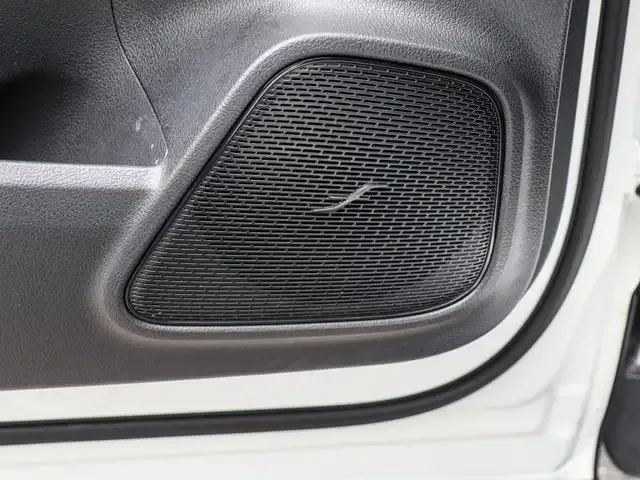 Mercedes-Benz EQB 300